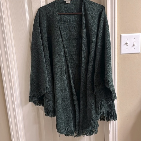 Weave Of The Irish~Vintage~one size, Forest Green Fringed Shawl EUC 100% Acrylic - Picture 1 of 4
